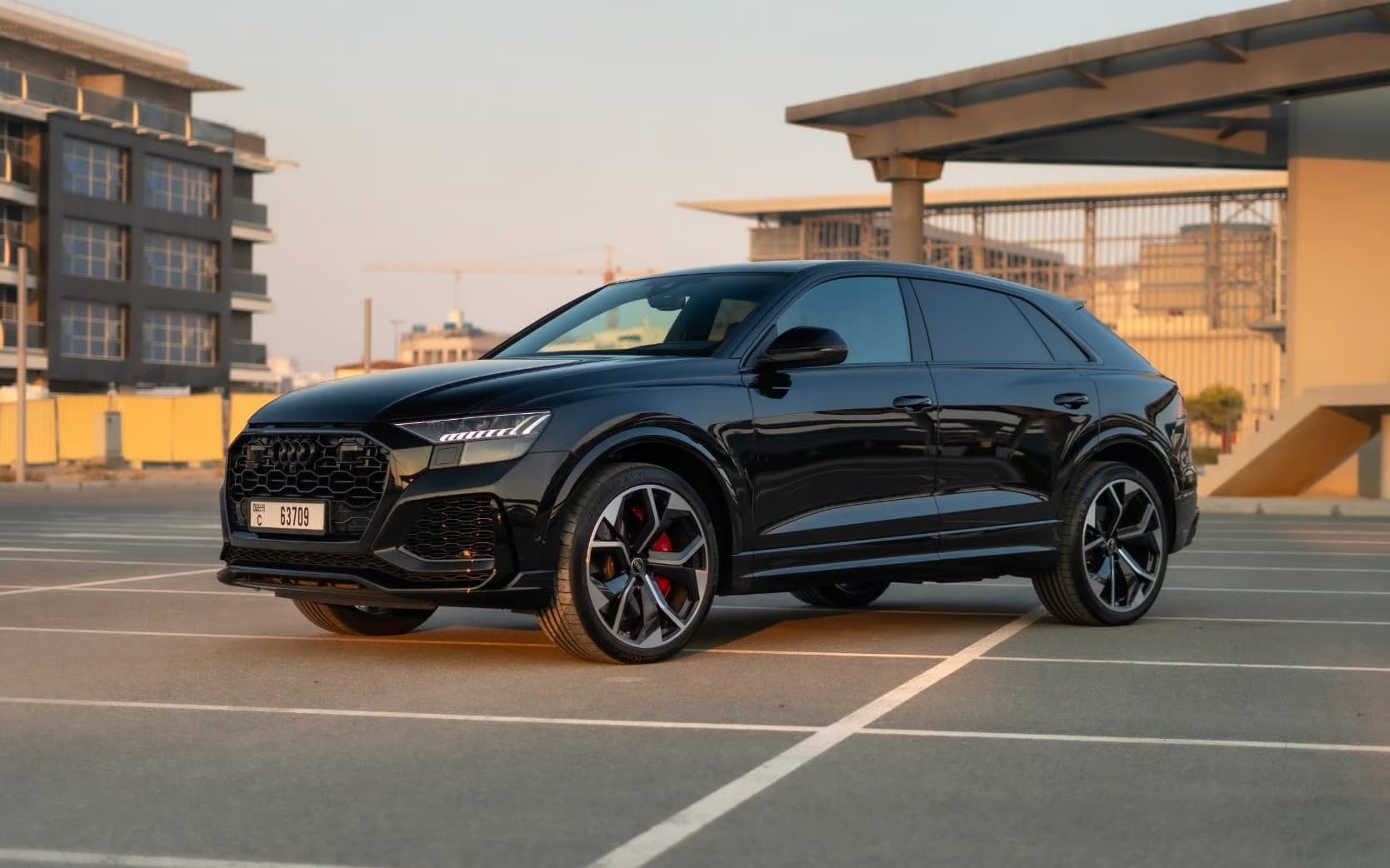 Audi RSQ8 image