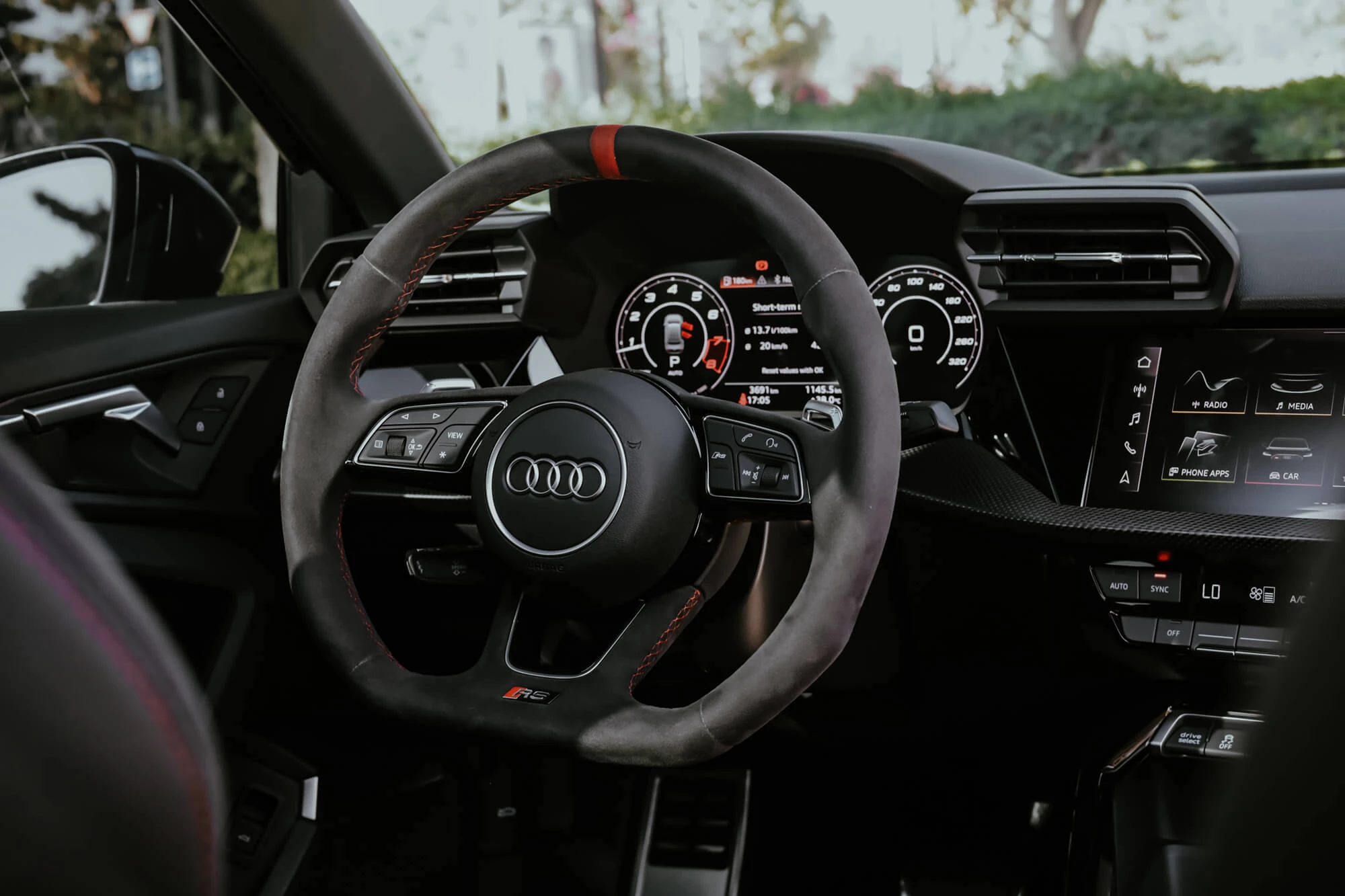 Car view 5